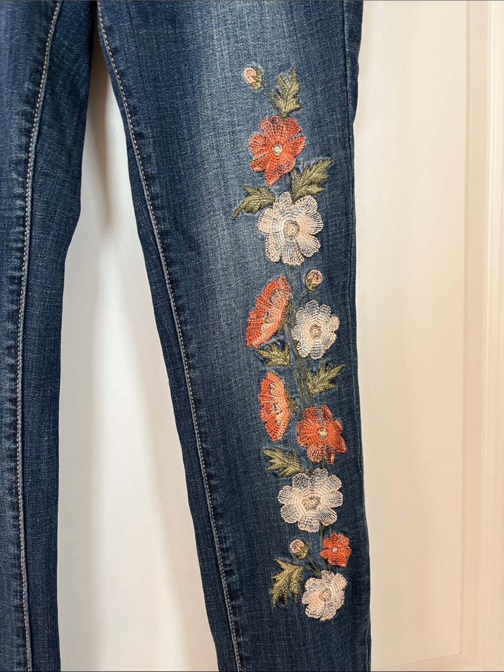 Jag Jeans Dark Blue Skinny Jeans with Orange & White Floral Embroidery - Picture 2 of 7